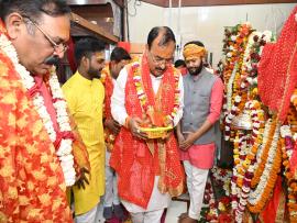 IPL 2025: लखनऊ में मैच शुरू होने से पहले ही लगा जाम, इकाना स्टेडियम में आईपीएल को लेकर जुटी भीड़