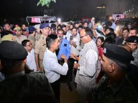 लखनऊ में 50 से ज्यादा झोपड़ियां जलीं, 30 सिलेंडर फटे: